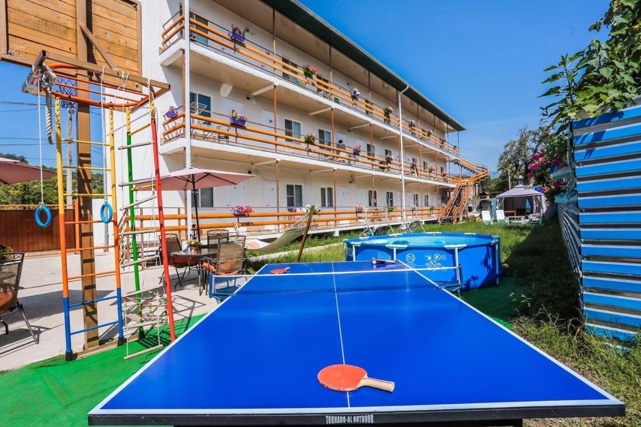 Abkhazia Tali Hotel Szuhumi Kültér fotó