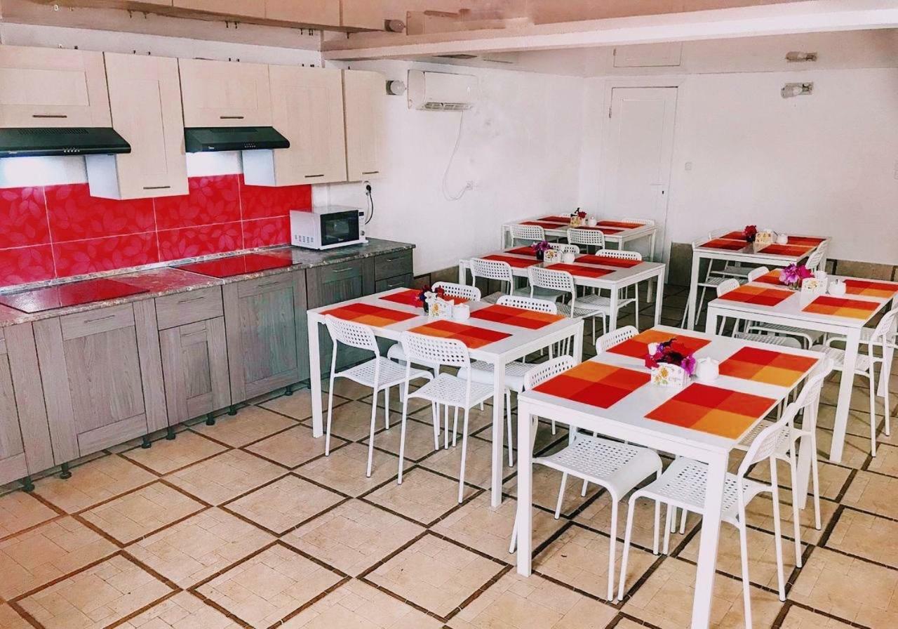 Abkhazia Tali Hotel Szuhumi Kültér fotó